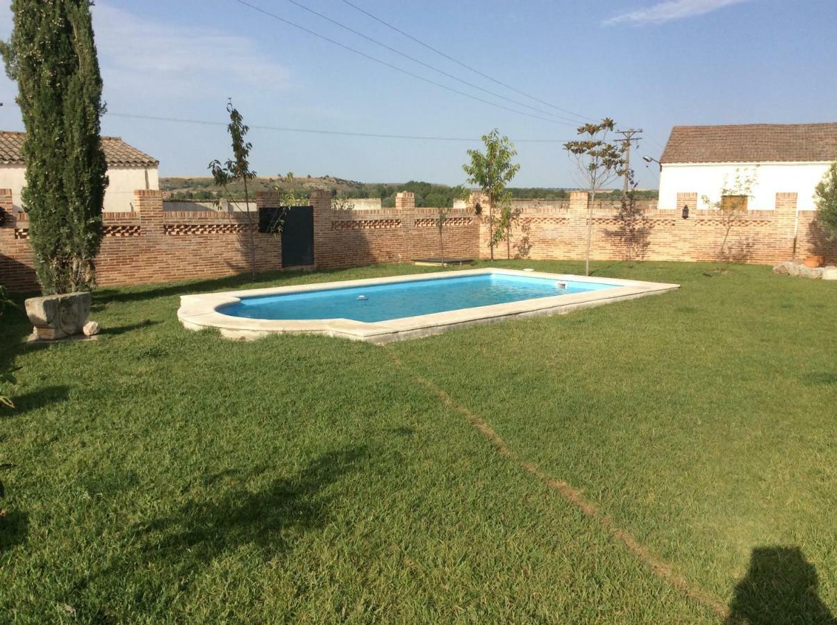 Penzion Casa Roble Almenara de Tormes Exteriér fotografie