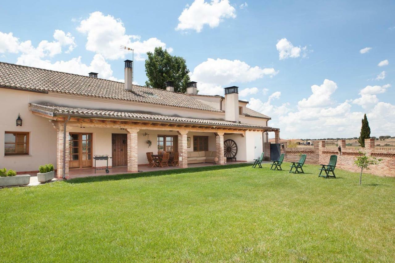 Penzion Casa Roble Almenara de Tormes Exteriér fotografie